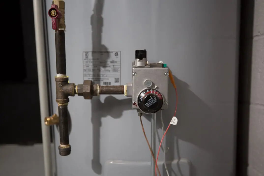 Do Gas Water Heaters Have Power