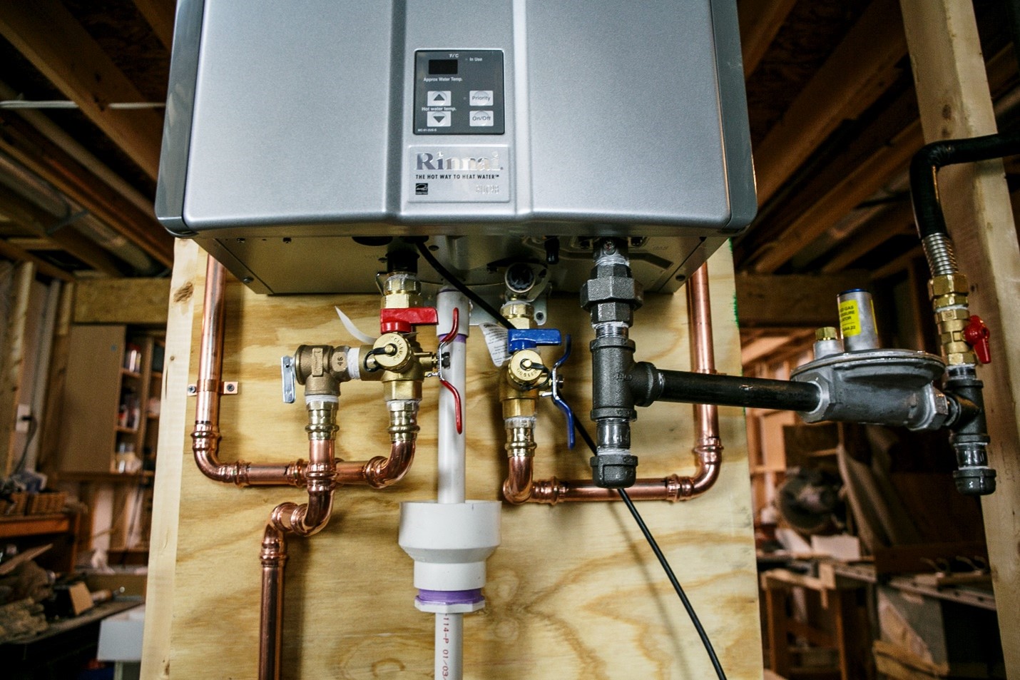 What Size Gas Line For Tankless Water Heater?